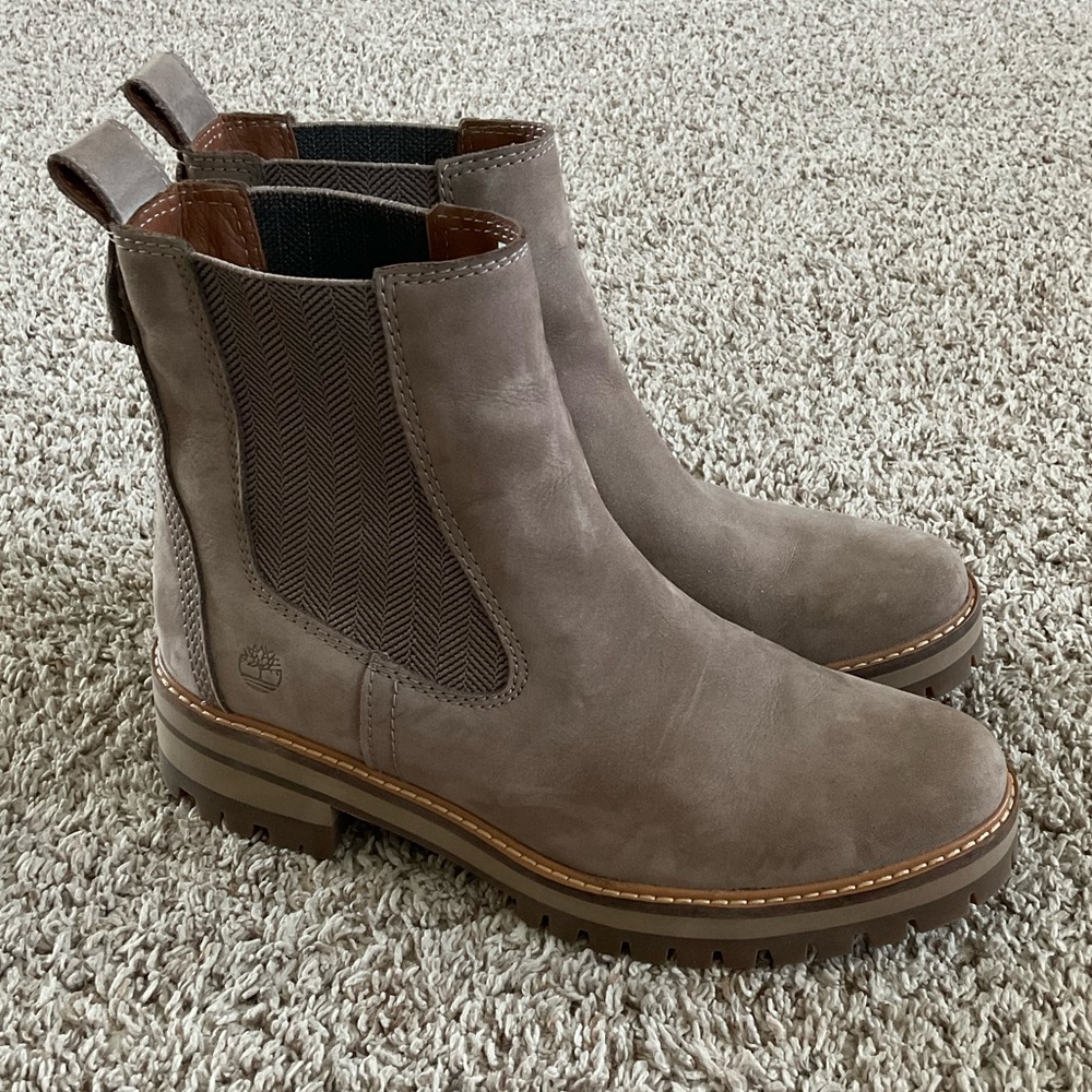 Timberland Courmayeur Valley Chelsea Boots